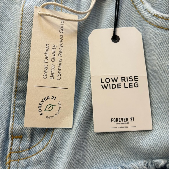 NWT Forever 21 Color-blocked Women’s Low Rise Wide Leg Jeans Size 30 - Picture 8 of 16